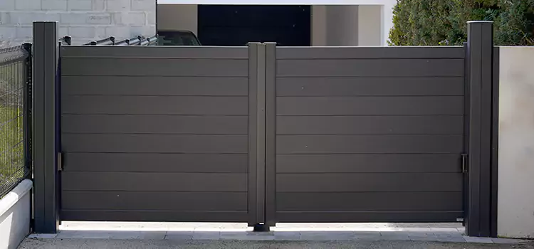 Common Residential Gate Issues We Resolve in Clinton, IA